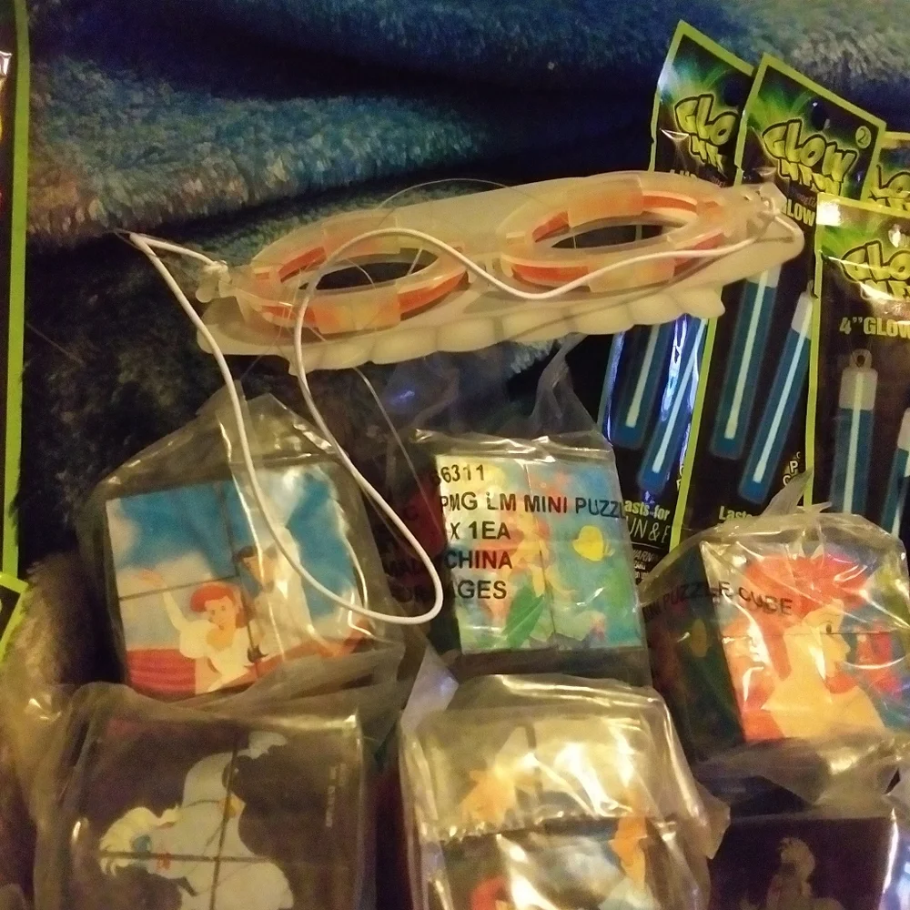 60pcs+ bundle great party supply lot